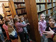 Noc bibliotek